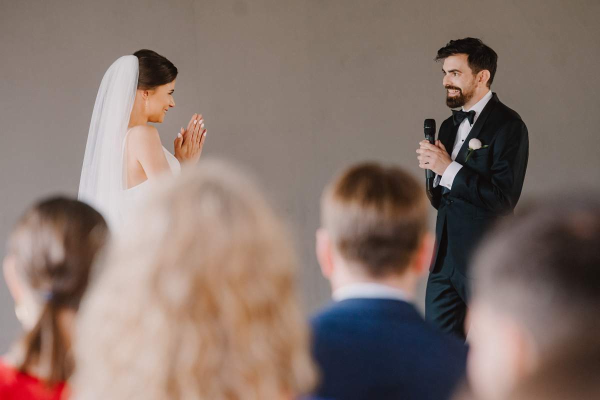 Międzynarodowy ślub humanistyczny - Ślub humanistyczny, czyli jaki?  ajemstories.com