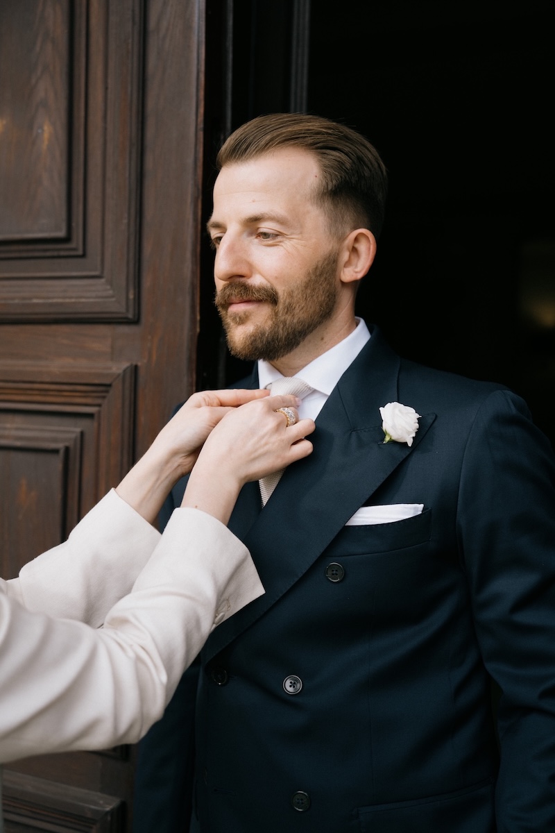  - Mały detal w garniturze ślubnym, który zmienia wszystko lago tailoring